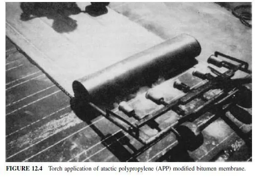 FIGURE 12.4 Torch application of atactic polypropylene (APP) modified bitumen membrane